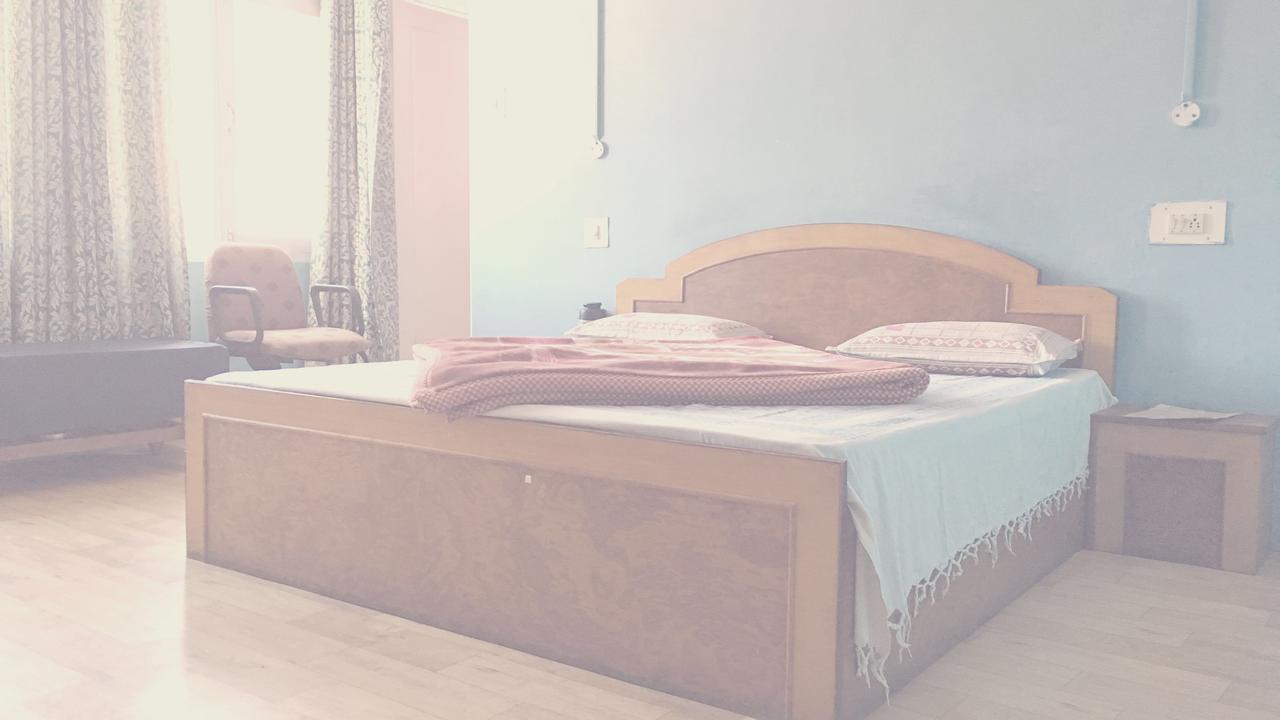 Anand Homestay Chail Extérieur photo