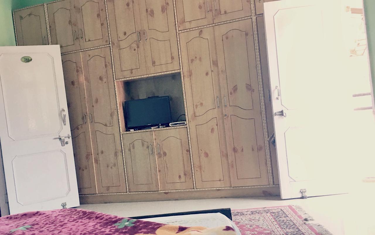 Anand Homestay Chail Extérieur photo